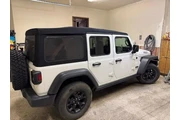 $27999 : Jeep Wrangler Unlimited 2020 thumbnail