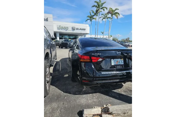 $18477 : Nissan Altima 2023 2.5 S 4dr image 5