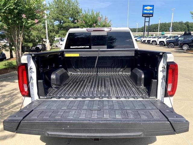 $32899 : 2019 GMC Sierra 1500 SLT Crew image 9