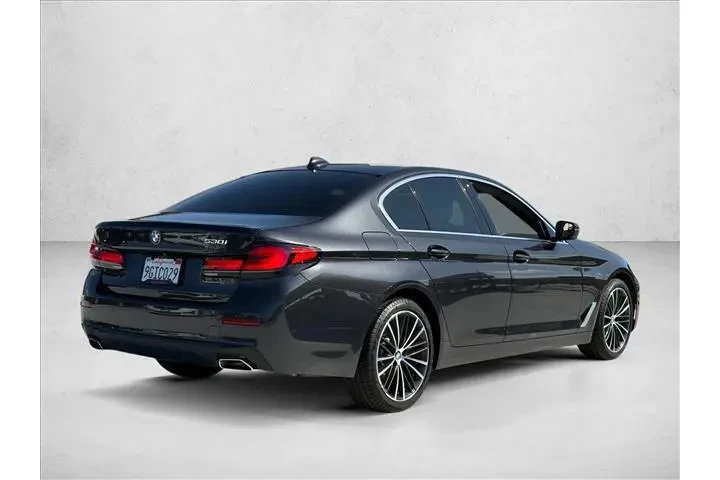 $35497 : BMW 5 Series 2023 530i 4dr S image 5