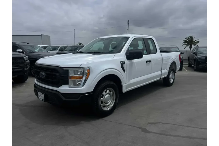 $29995 : Ford F-150 2021 4x2 XL 4dr S image 1