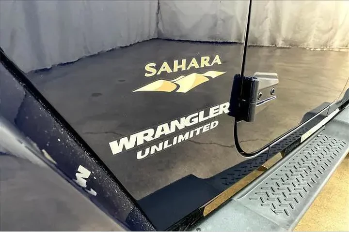 $15490 : Jeep Wrangler Unlimited 2013 image 8