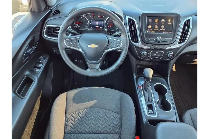 $16995 : Chevrolet Equinox 2022 LT 4d image 5