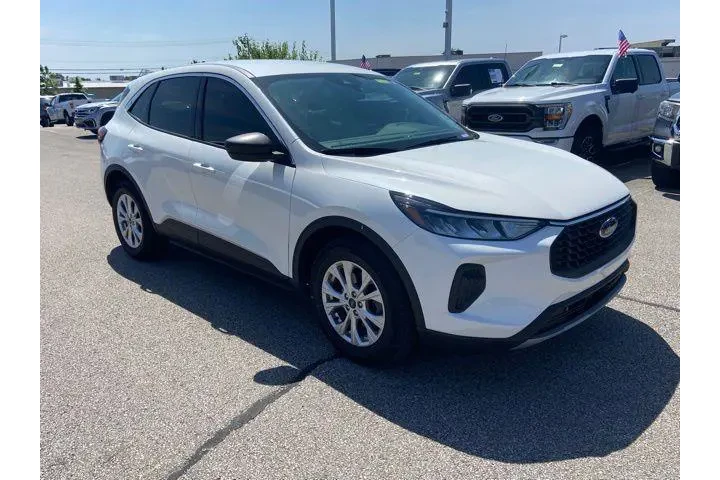 $22319 : Ford Escape 2023 Active 4dr image 4