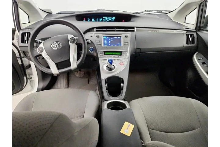 $17998 : Toyota Prius Plug-in Hybrid image 9