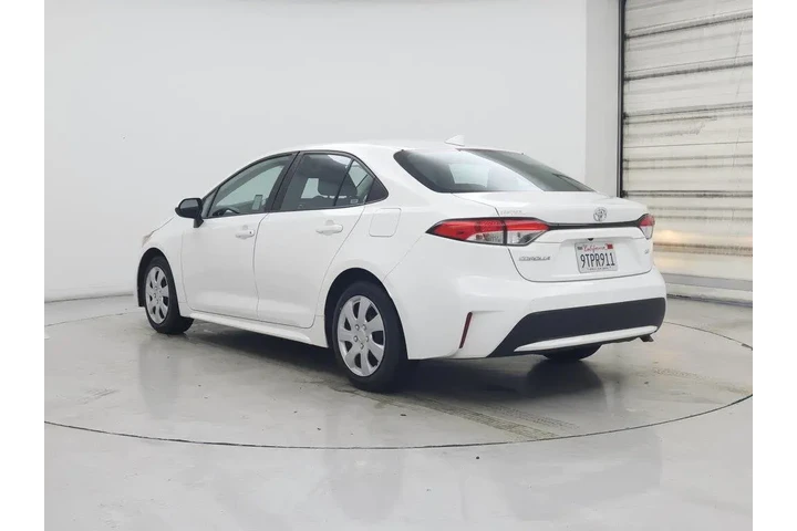 $17998 : Toyota Corolla 2020 LE 4dr S image 2