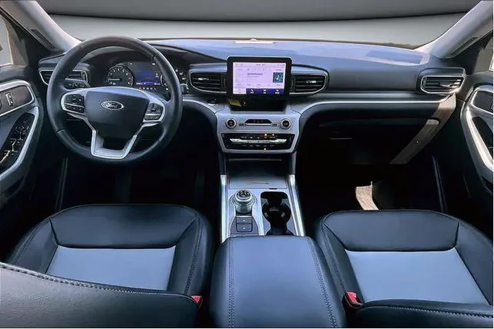 $35500 : Ford Explorer 2024 AWD XLT 4 image 7