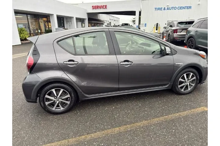 $14995 : Toyota Prius c 2018 Three 4d image 7