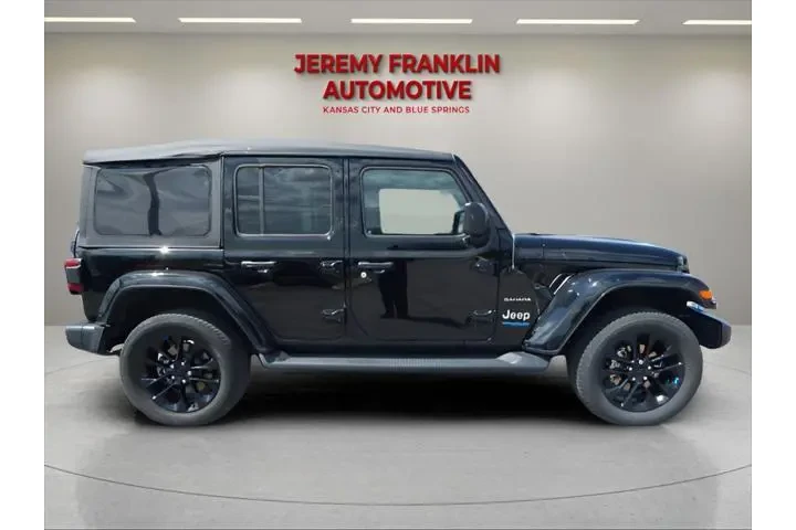 $29888 : Jeep Wrangler Unlimited 2022 image 2
