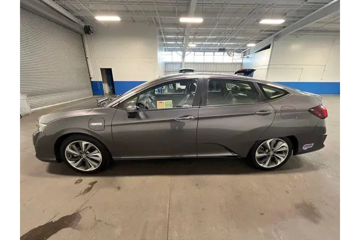 $16927 : Honda Clarity Plug-In Hybrid image 6