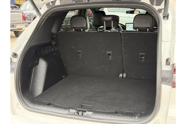 $21548 : Ford Escape 2024 ST-Line 4dr image 9