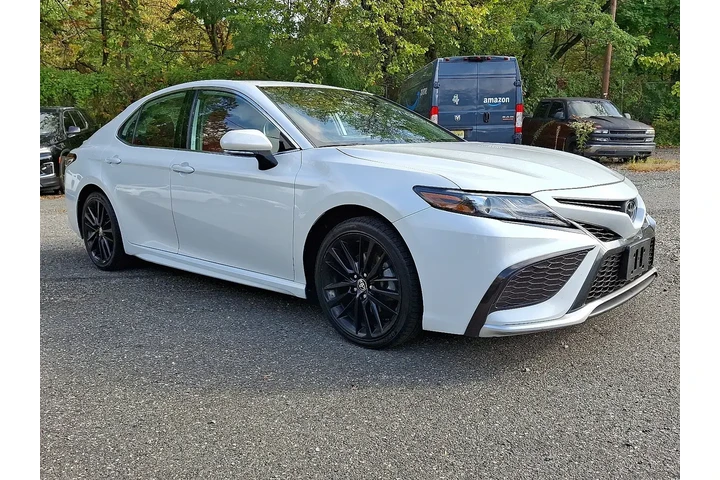 $24950 : Toyota Camry 2022 XSE 4dr Se image 7
