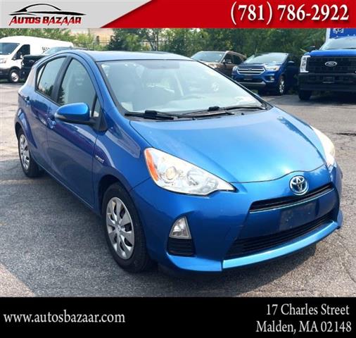 $7900 : Used 2014 Prius c 5dr HB Two image 2