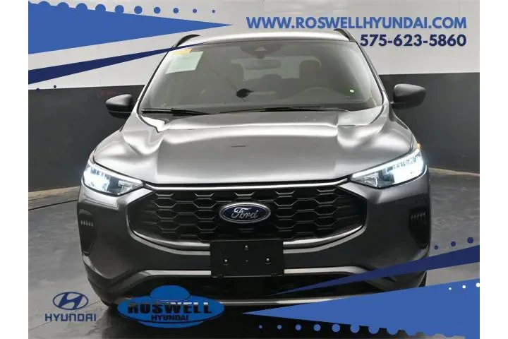 $25670 : Ford Escape 2023 ST-Line 4dr image 3