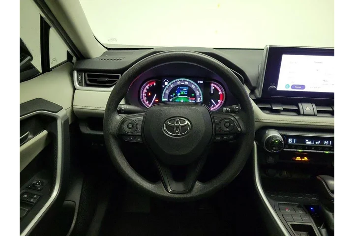 $27998 : Toyota RAV4 2023 XLE 4dr SUV image 10