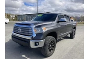 2014 Tundra Limited en Anchorage