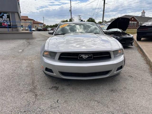 $6900 : 2010 Mustang V6 Premium image 3