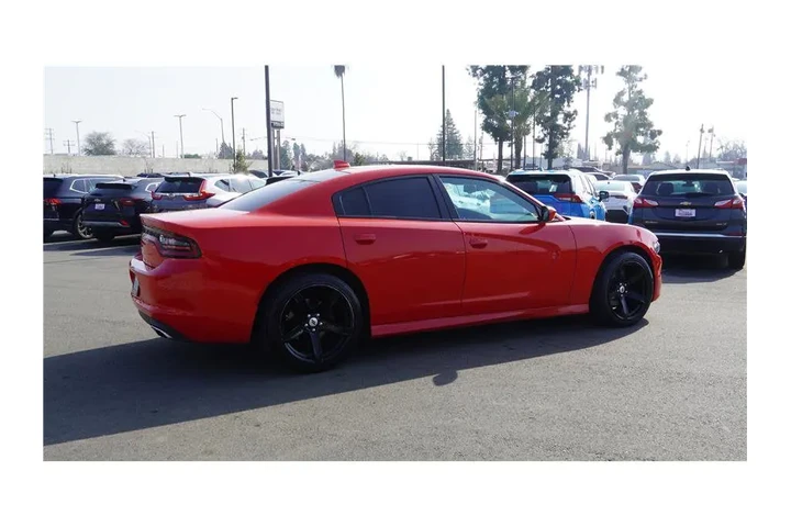 $17700 : 2018 Charger SXT Plus image 6