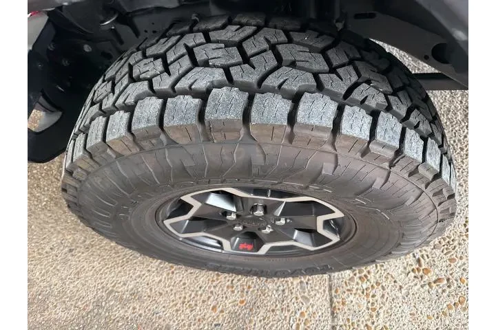 $37928 : Jeep Gladiator 2023 4x4 Rubi image 5