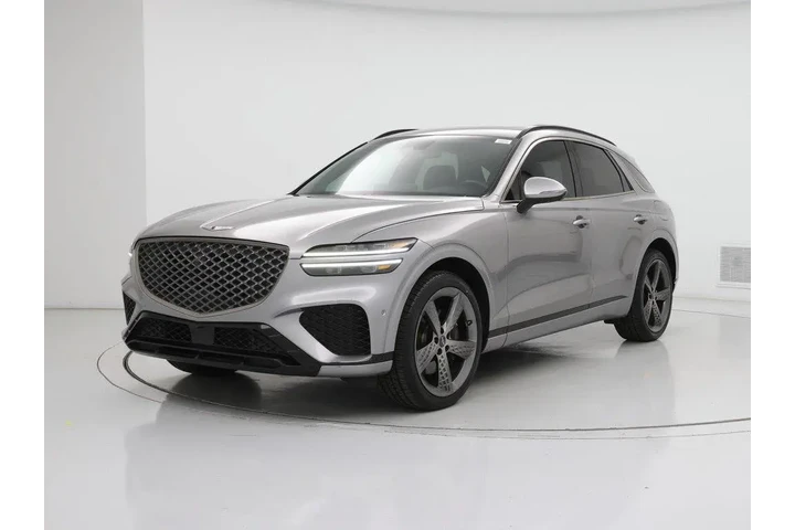 $33998 : Genesis GV70 2023 AWD 2.5T S image 4