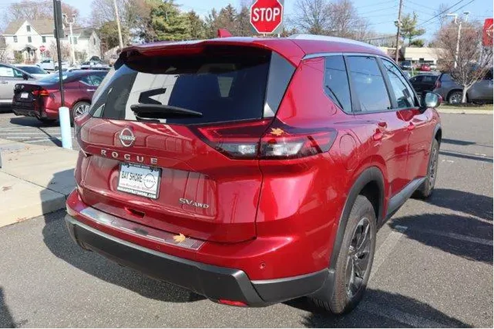 $24843 : Nissan Rogue 2024 AWD SV 4dr image 6