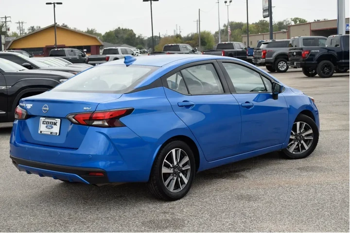 $15758 : Nissan Versa 2023 SV 4dr Sed image 10