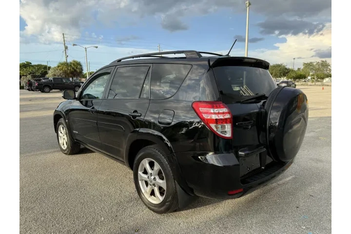 $5995 : 2009 RAV4 Limited image 8