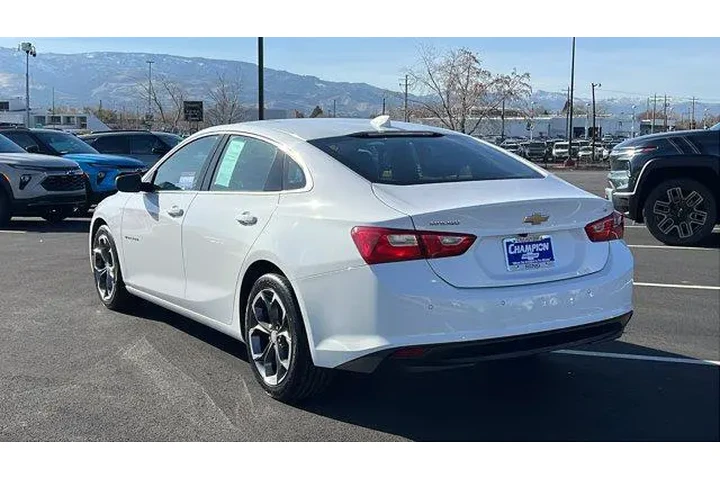 $20984 : Chevrolet Malibu 2024 LT 4dr image 7
