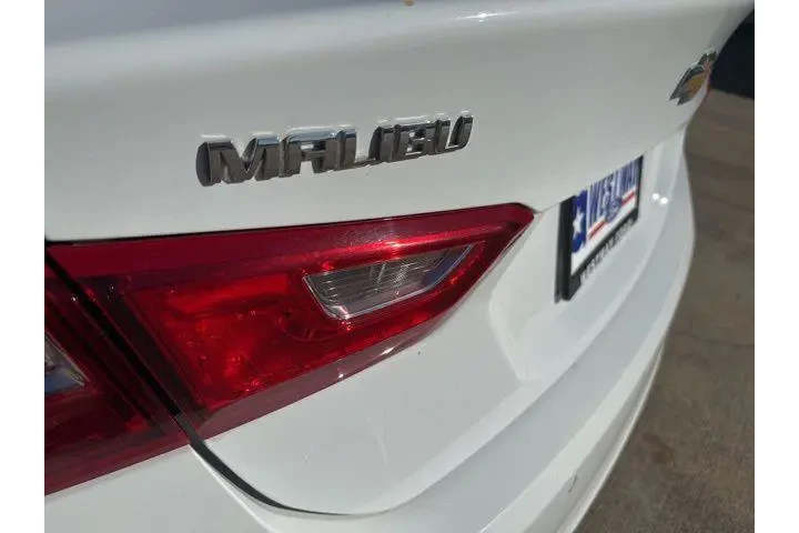 $18709 : Chevrolet Malibu 2024 LT 4dr image 6