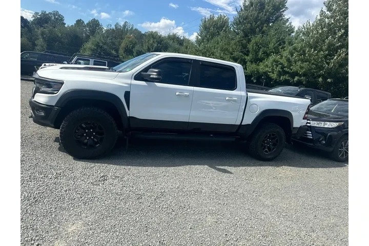 $74999 : Ram 1500 2021 AWD TRX 4dr Cre image 4