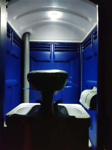 Rent portable toilet and sink image 1