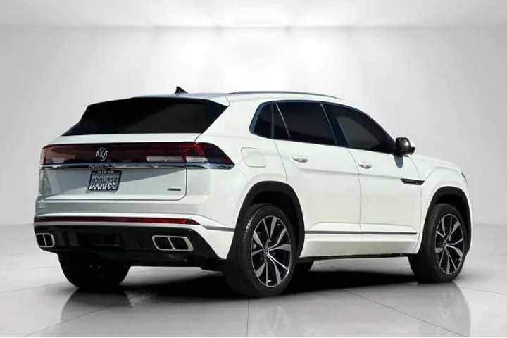 $38069 : Volkswagen Atlas Cross Sport image 3