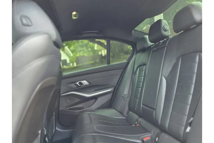 $19999 : 2019 BMW 3 Series 330i xDrive image 6