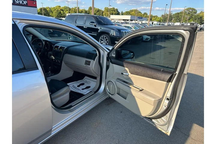 $4980 : 2010 Avenger 4dr Sdn R/T image 8