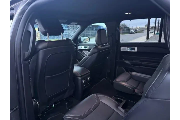 $26541 : Ford Explorer 2020 AWD ST 4d image 5