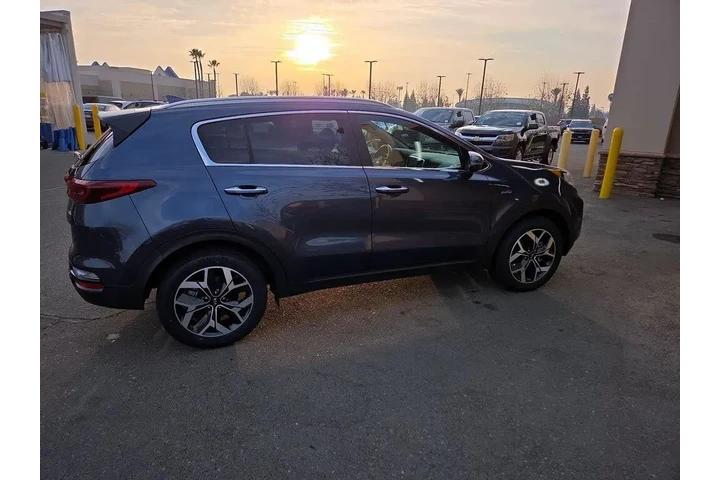 $17998 : Kia Sportage 2021 AWD EX 4dr image 4