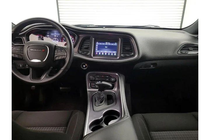 $20998 : Dodge Challenger 2018 SXT 2d image 9