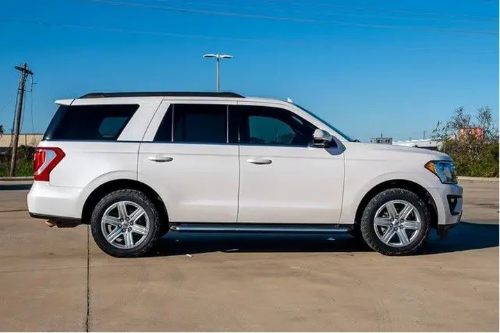 $19194 : Ford Expedition 2019 4x2 XLT image 4