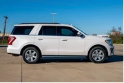 $19194 : Ford Expedition 2019 4x2 XLT thumbnail