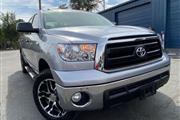 2011 Tundra Grade, LOW MILES, en Denver