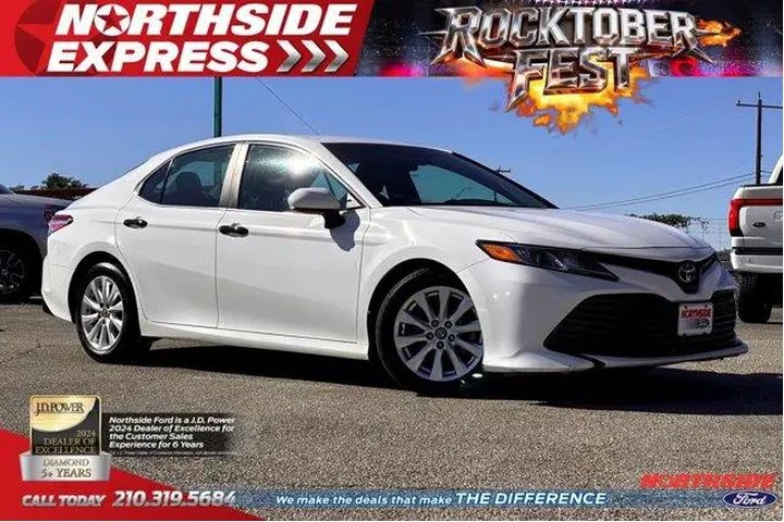 $14977 : Toyota Camry 2018 SE 4dr Sed image 1