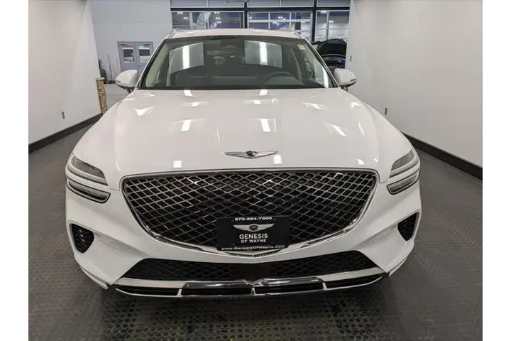 $39900 : Genesis GV70 2023 AWD 2.5T S image 2