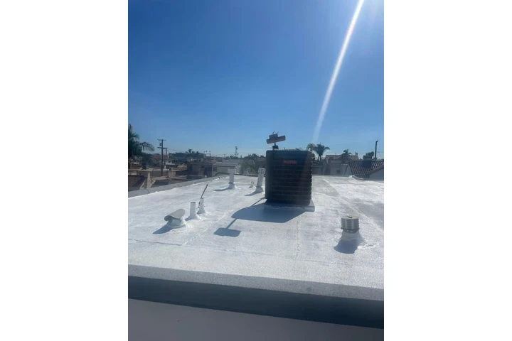 best Roofing and Techos image 1