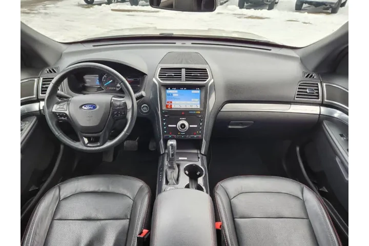 $19475 : 2019 Explorer Sport image 4