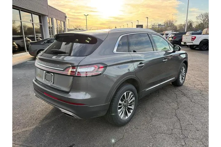 $31985 : Lincoln Nautilus 2022 AWD St image 7