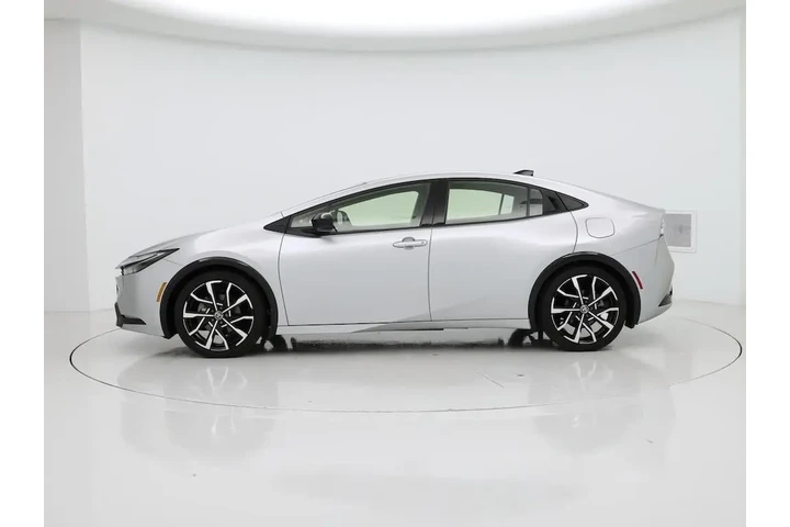 $31998 : Toyota Prius Prime 2024 XSE image 3