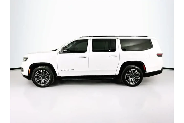 $37997 : Jeep Wagoneer L 2024 4x2 Ser image 3