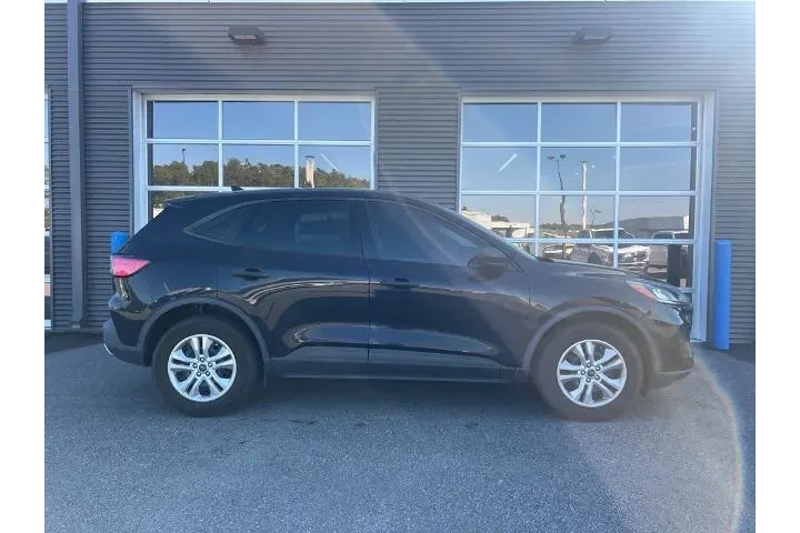$18999 : Ford Escape 2021 AWD S 4dr S image 4