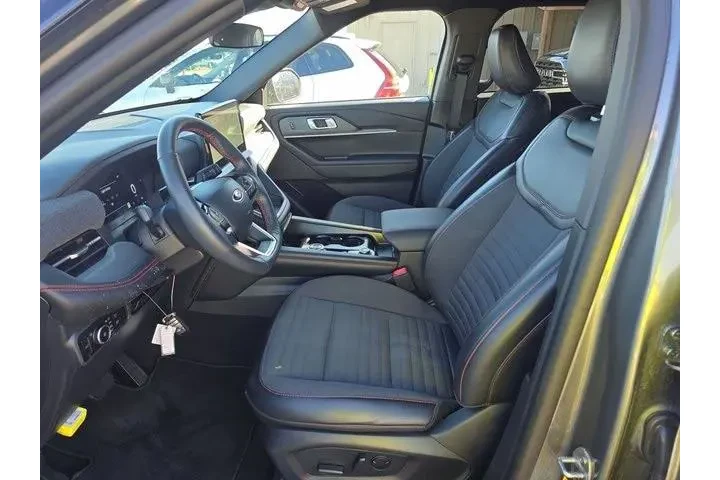 $38000 : Ford Explorer 2025 AWD ST-Li image 3