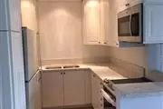 $1500 : Near-new kitchen w/SS thumbnail
